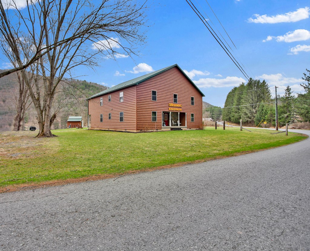 3060 Colton Road