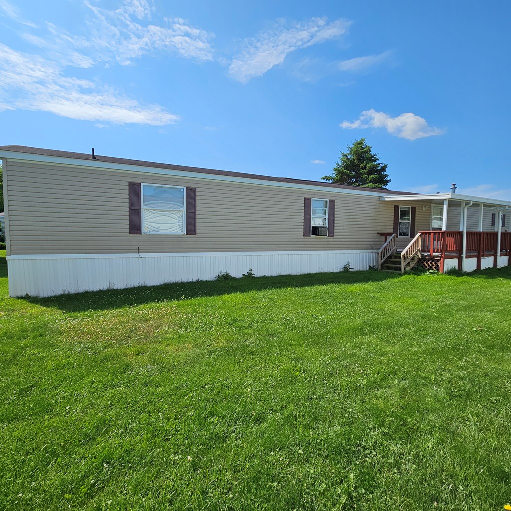 27 Buffards Riverside Estate
