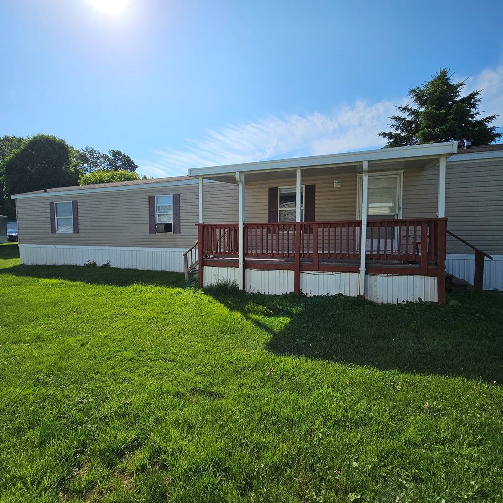 27 Buffards Riverside Estate