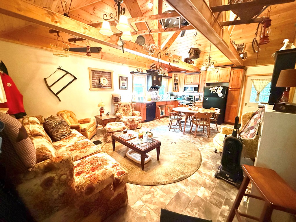 36 Matson Trail