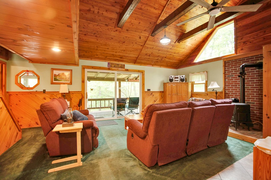 300 Laurel Crest Road