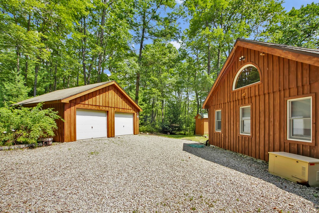 300 Laurel Crest Road