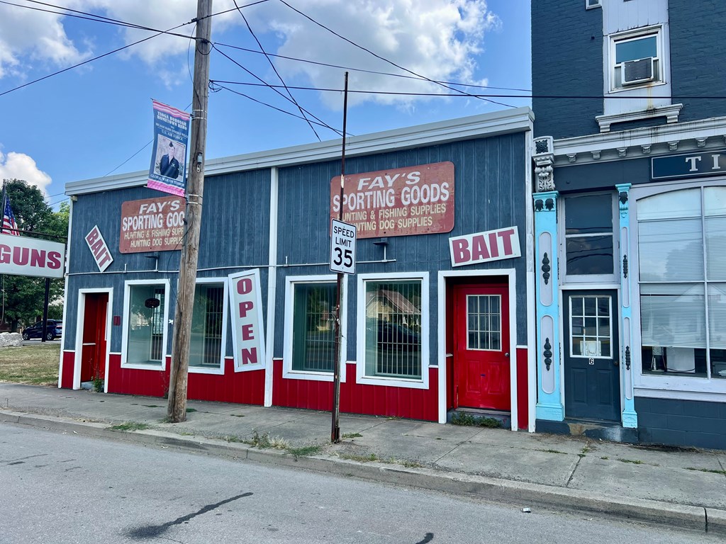 8 North Main Street