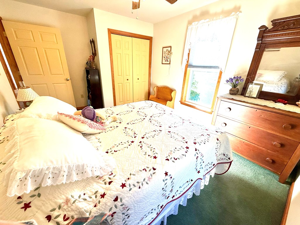 1525 Dutch Hill Road