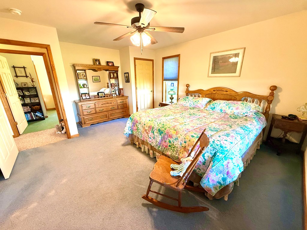 1525 Dutch Hill Road