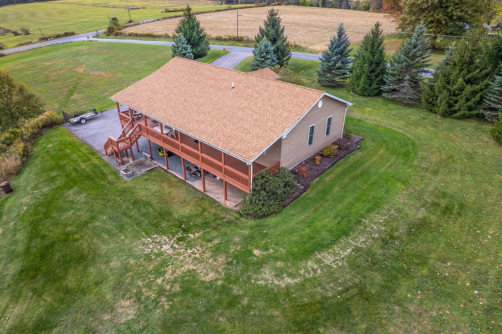 1525 Dutch Hill Road