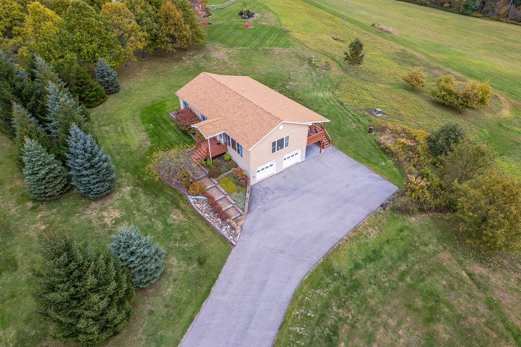 1525 Dutch Hill Road