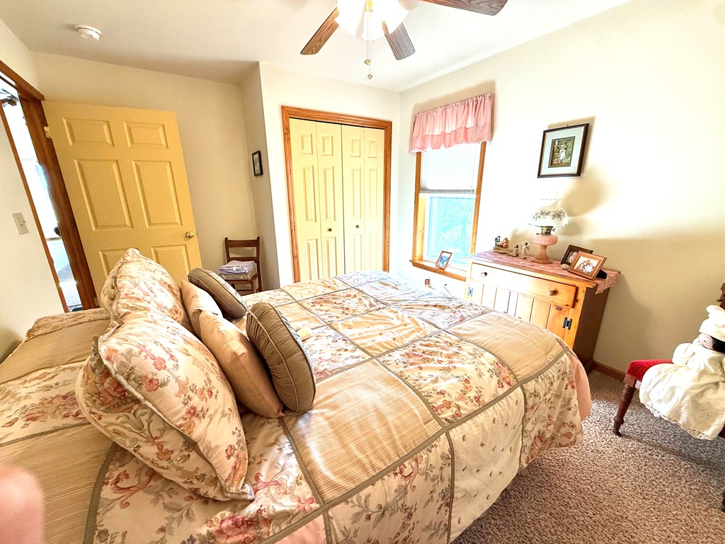 1525 Dutch Hill Road