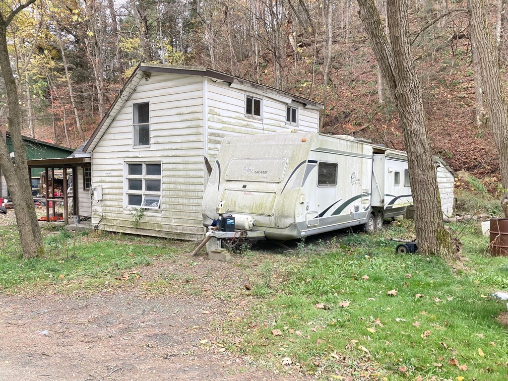 497 Bear Creek Road, Tioga