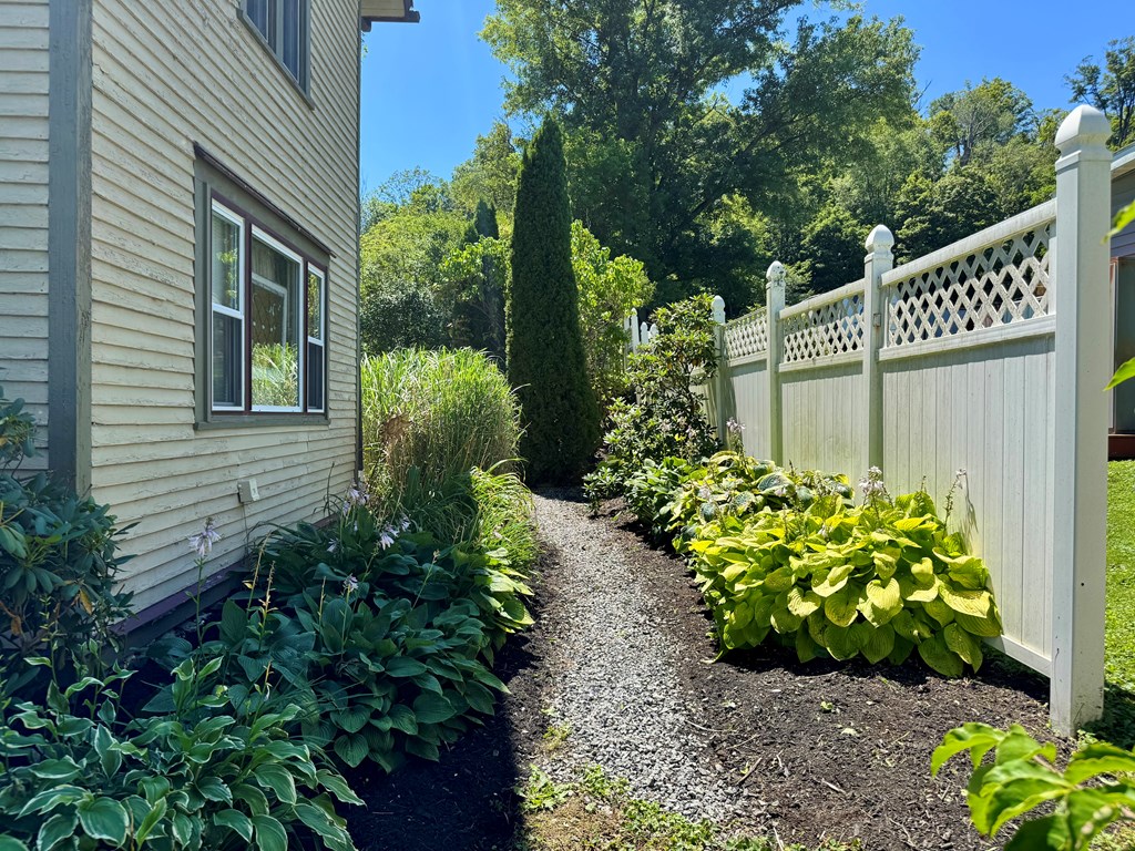72 East Avenue, Wellsboro