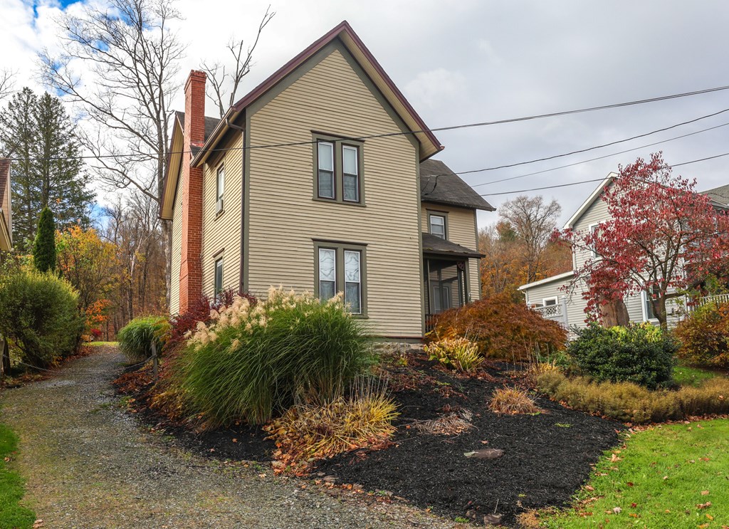 72 East Avenue, Wellsboro