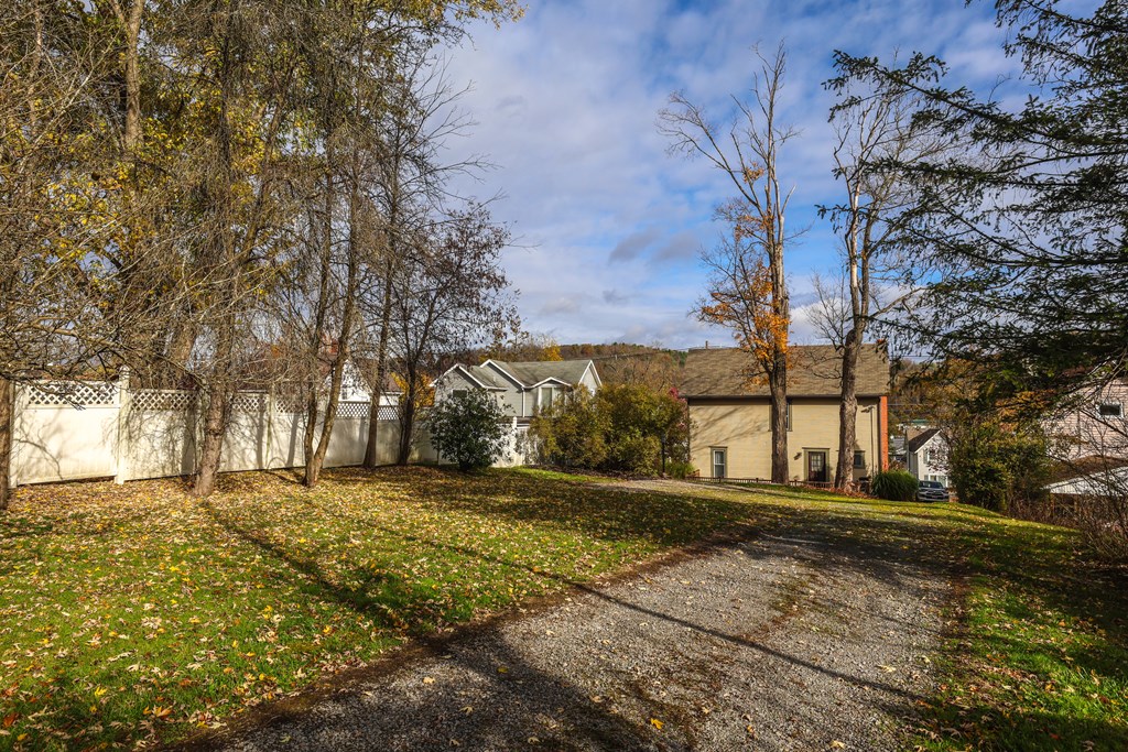 72 East Avenue, Wellsboro