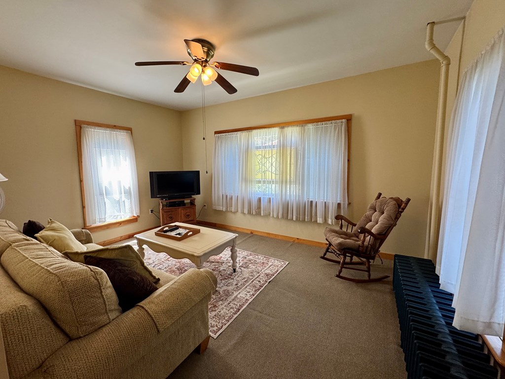72 East Avenue, Wellsboro