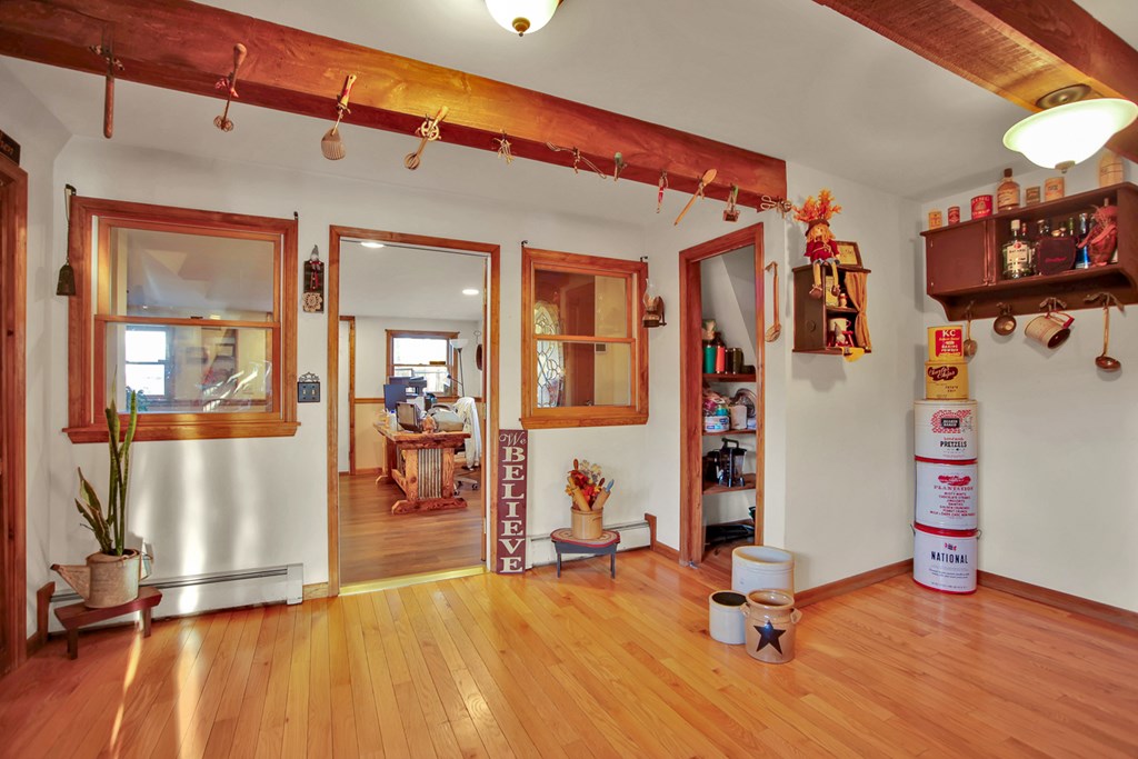 1597 Beutertown Road