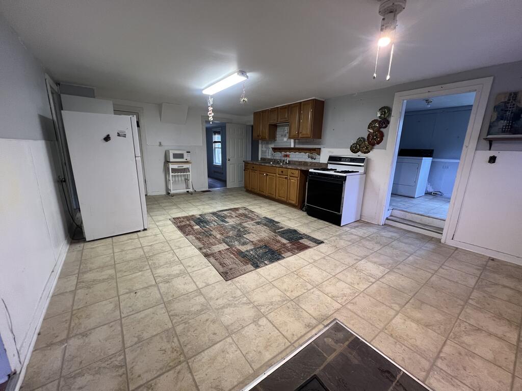 5379 Main Street