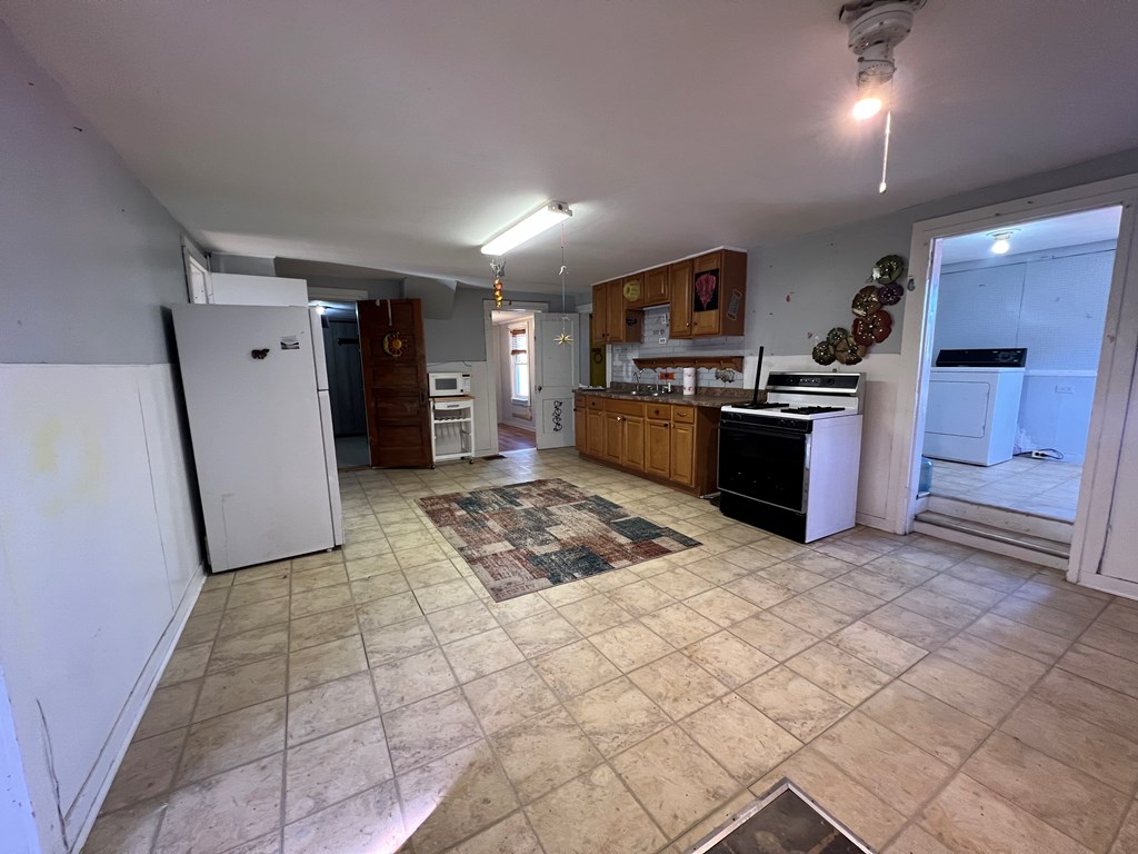 5379 Main Street