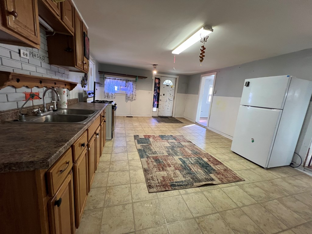 5379 Main Street