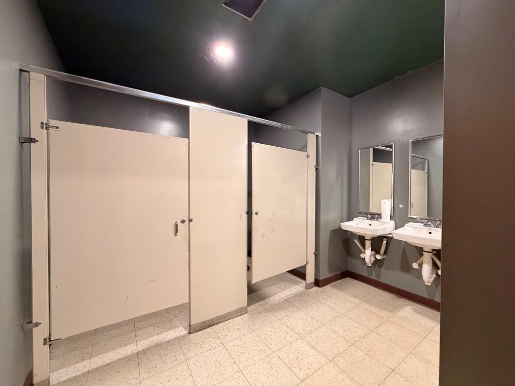 762 North Main Street