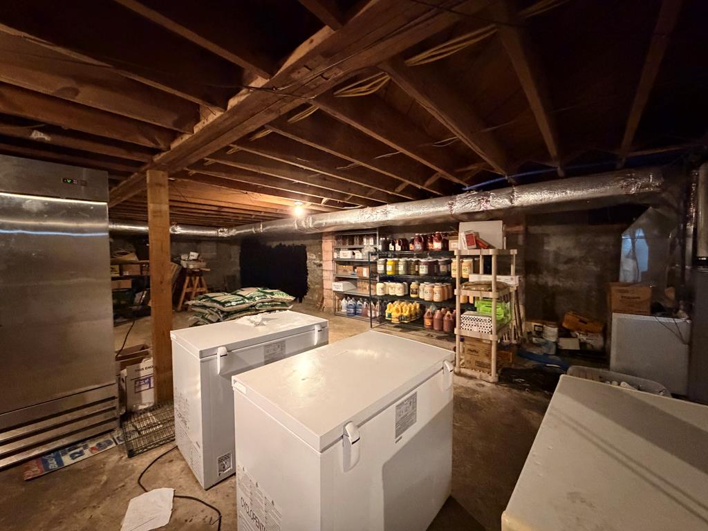 762 North Main Street