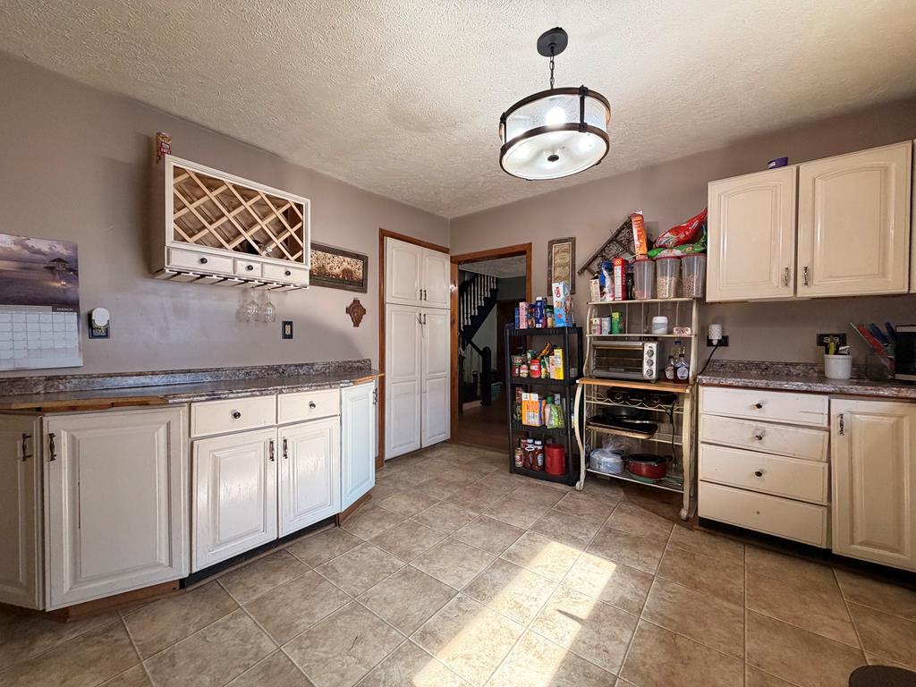 211 North Williamson Rd