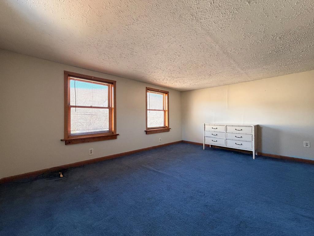 211 North Williamson Rd