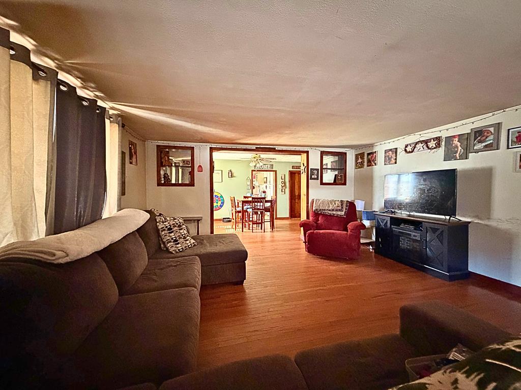 211 North Williamson Rd