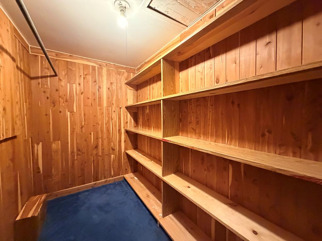 211 North Williamson Rd