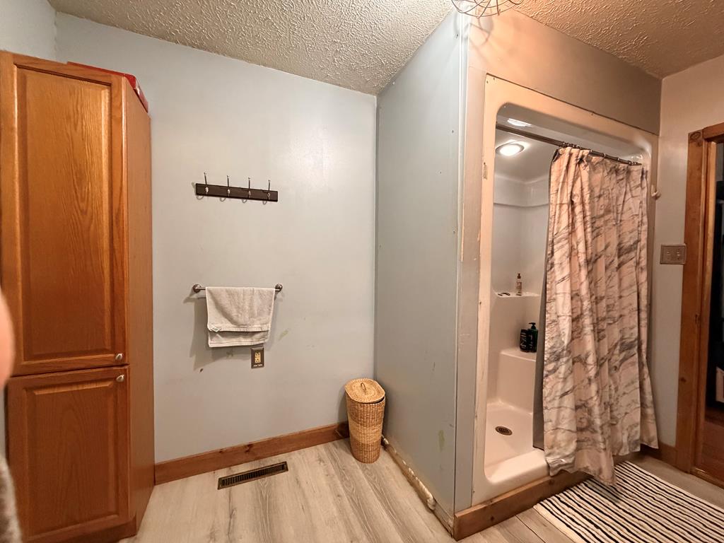 211 North Williamson Rd