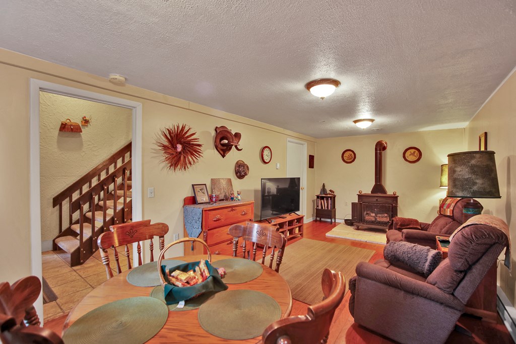 140 Wakefield Terrace