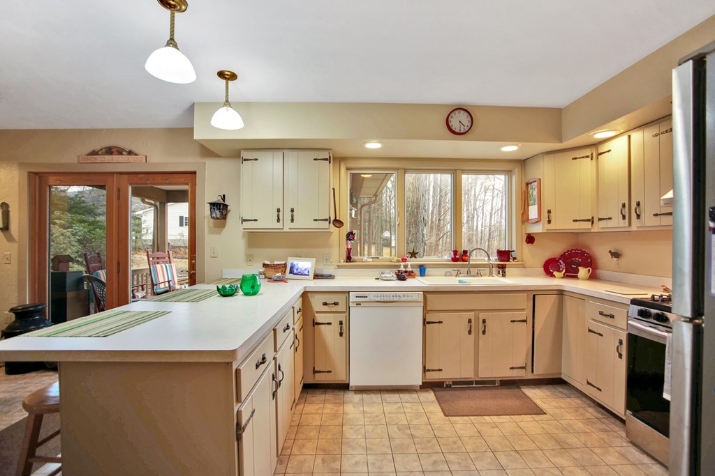 140 Wakefield Terrace