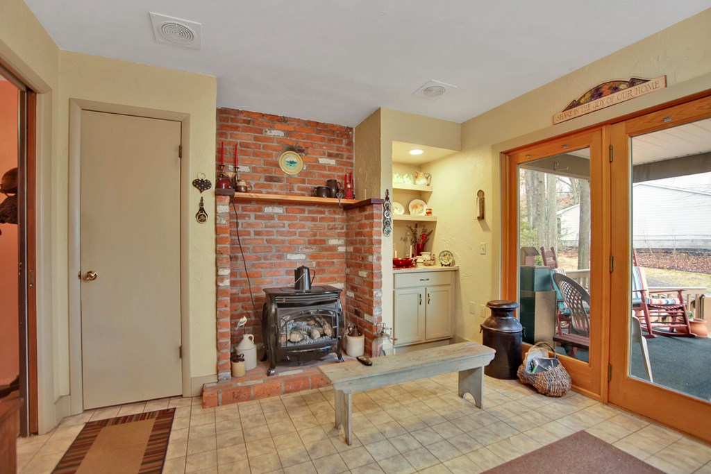 140 Wakefield Terrace