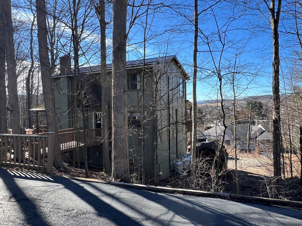 140 Wakefield Terrace