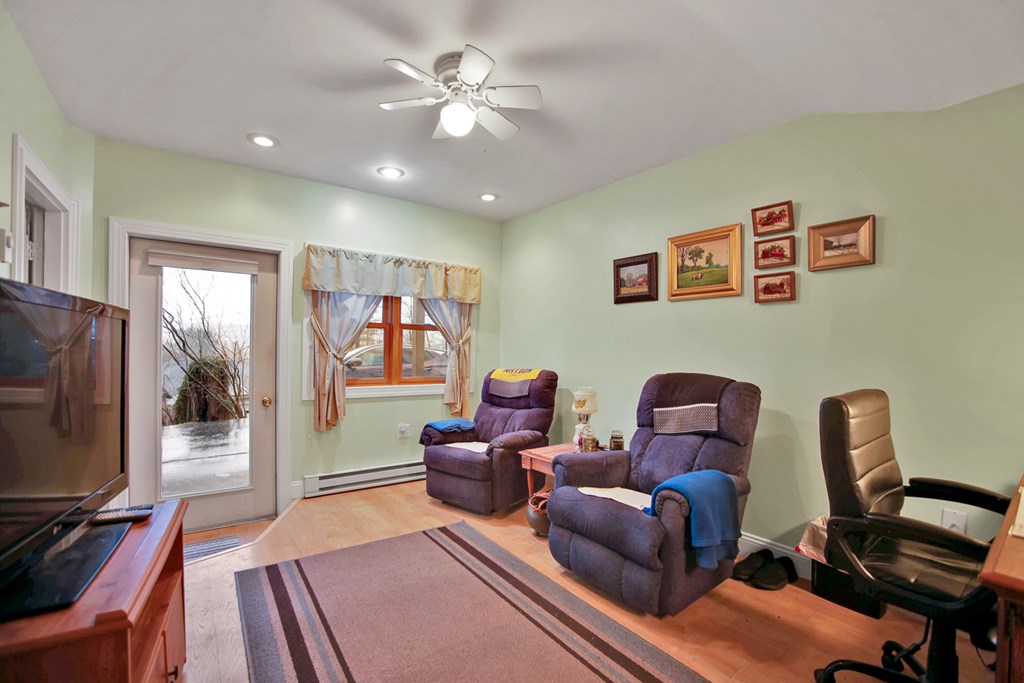 140 Wakefield Terrace