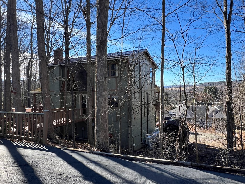 140 Wakefield Terrace