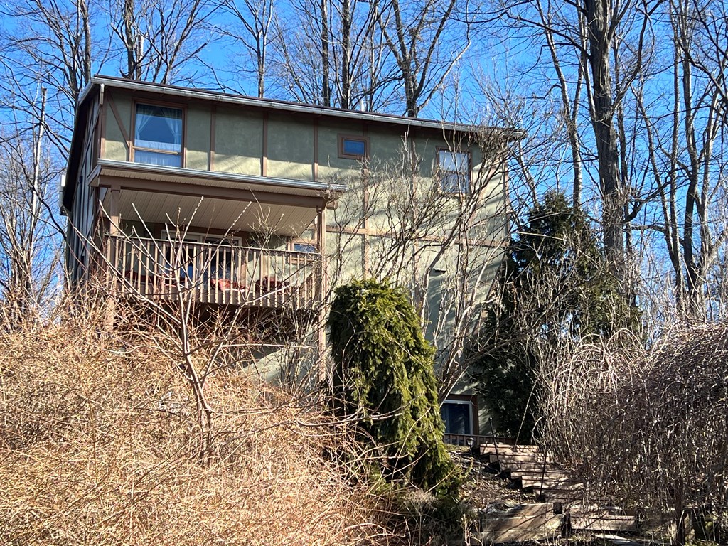 140 Wakefield Terrace