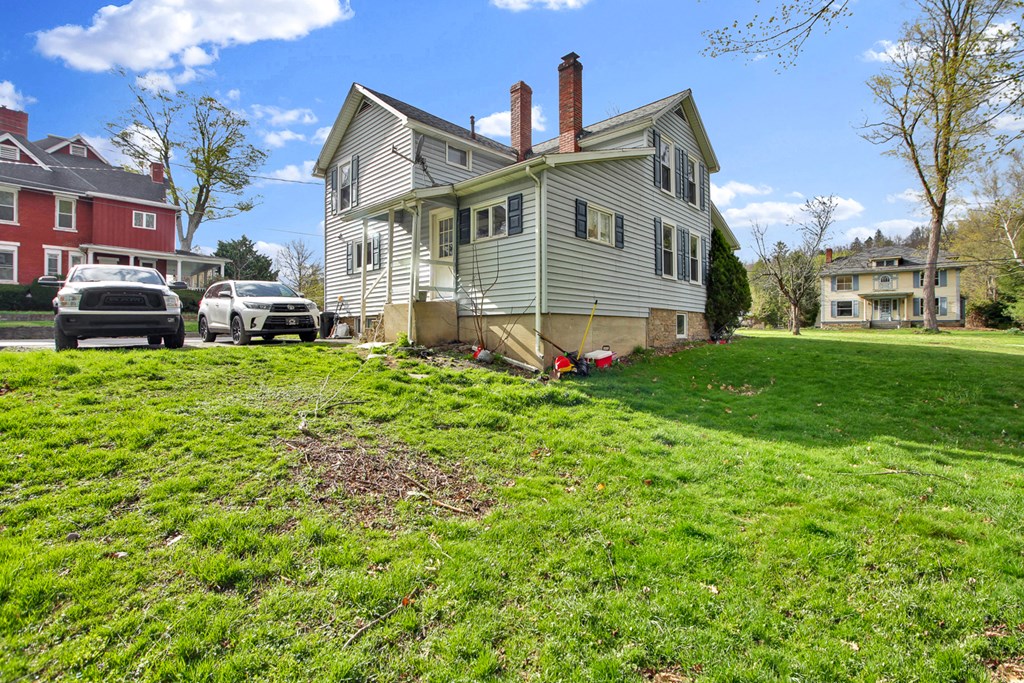 21 West Avenue