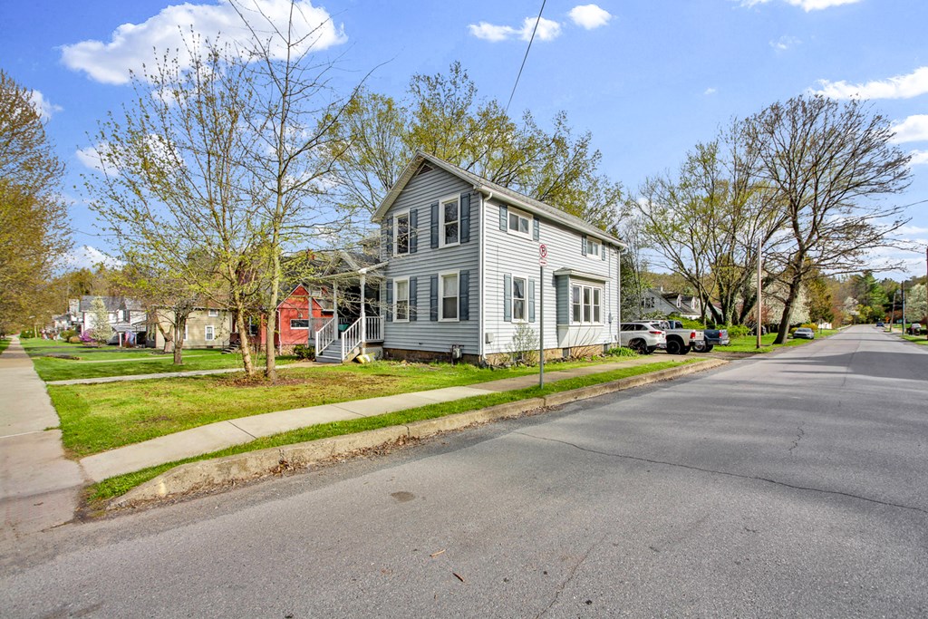 21 West Avenue