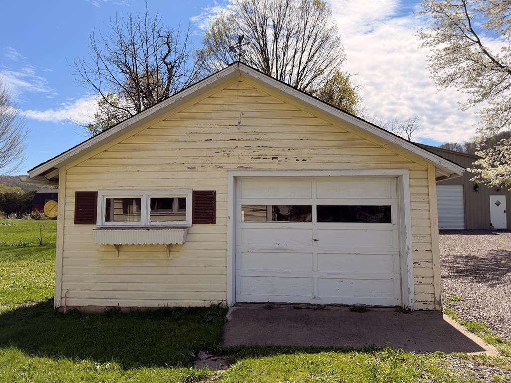 126 Race Street