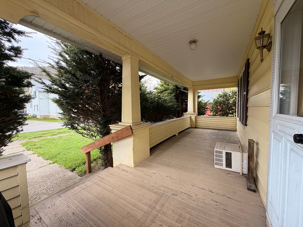 126 Race Street
