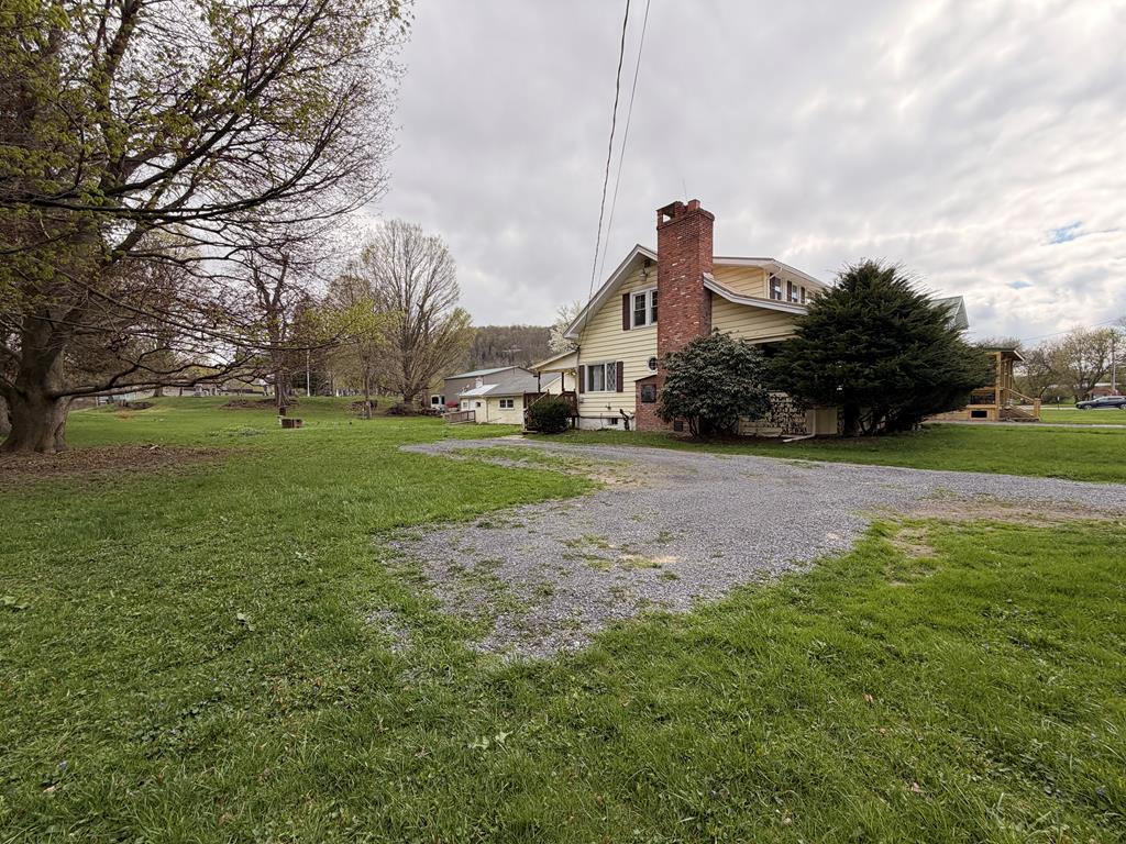 126 Race Street