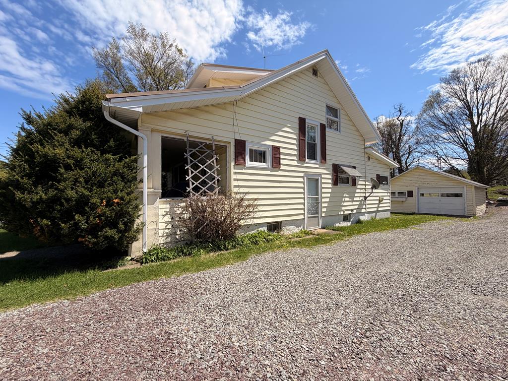 126 Race Street