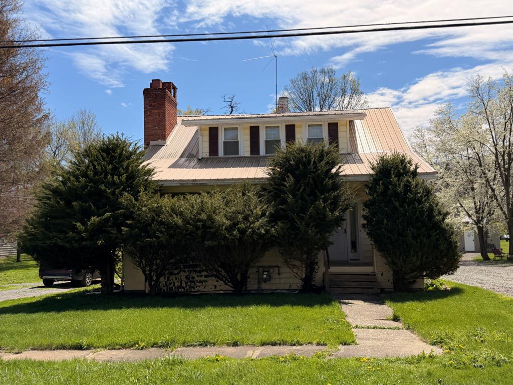 126 Race Street