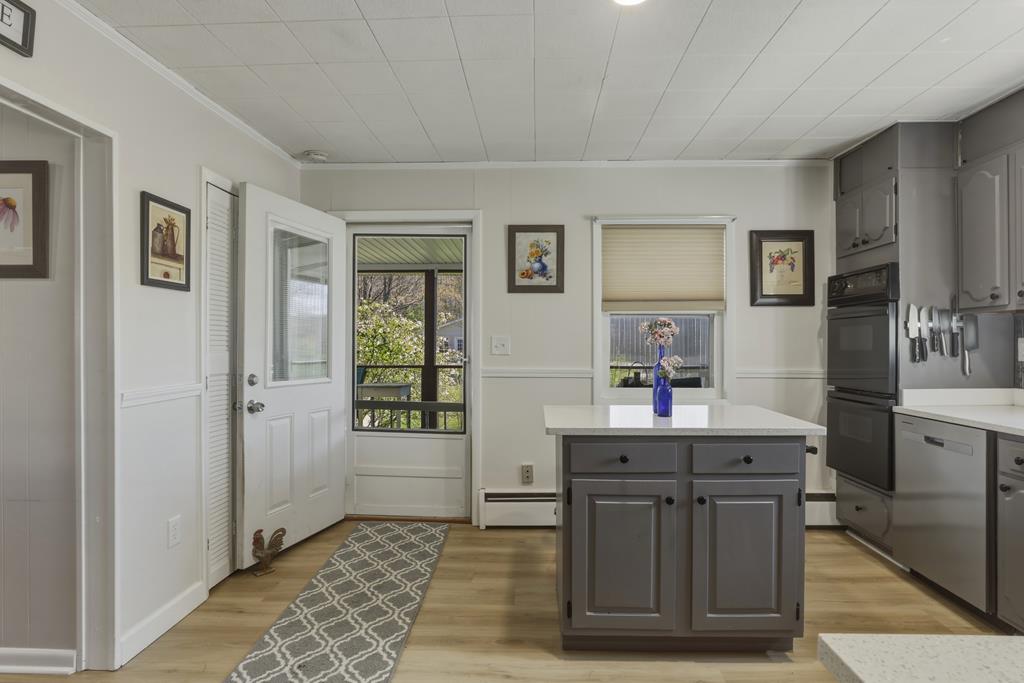 521 Skyline Drive