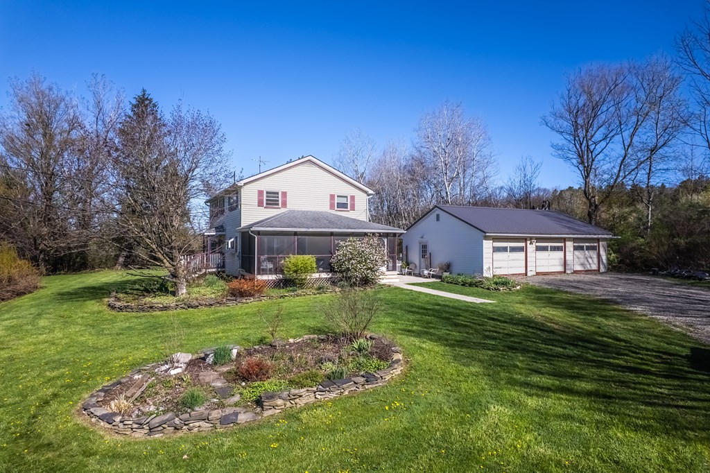 521 Skyline Drive
