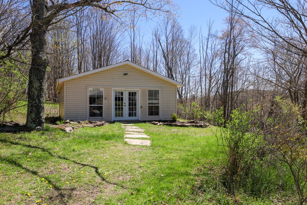 521 Skyline Drive