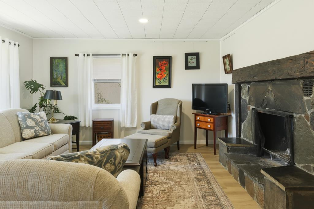 521 Skyline Drive