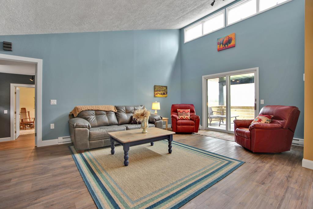 2 Barnes Drive