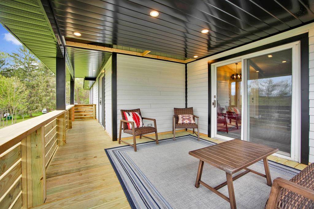 2 Barnes Drive