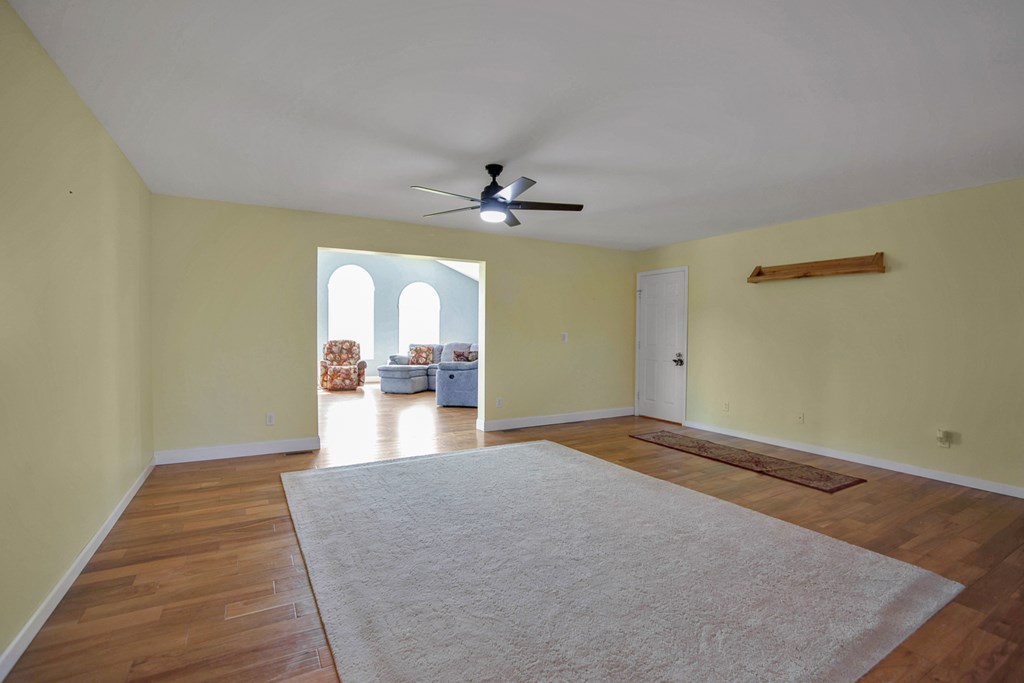 1058 Croft Hill Rd