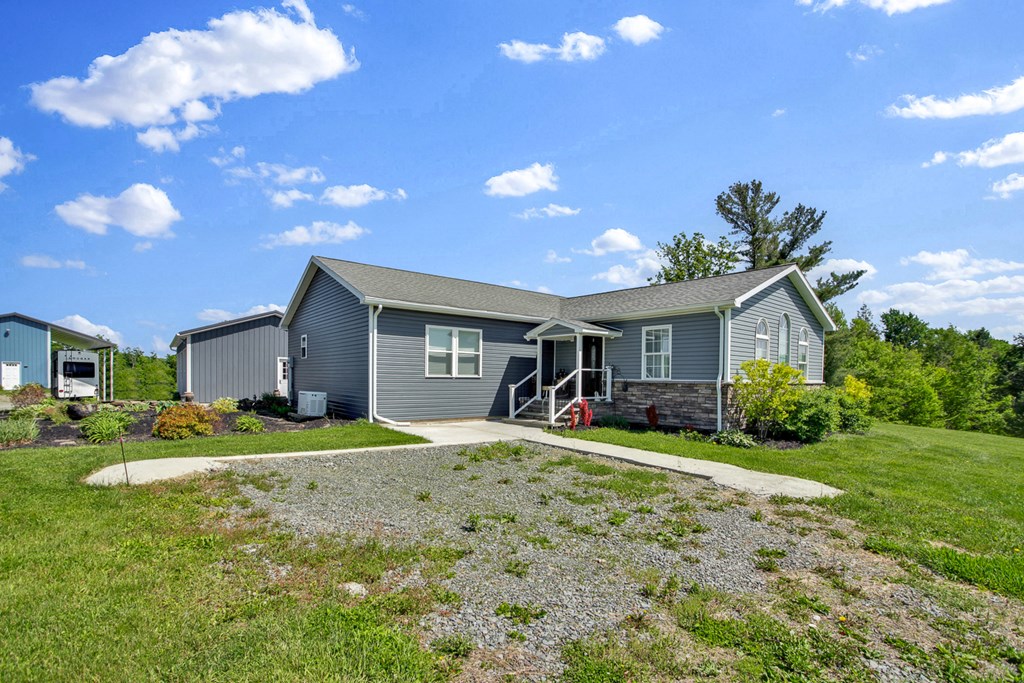 1058 Croft Hill Rd